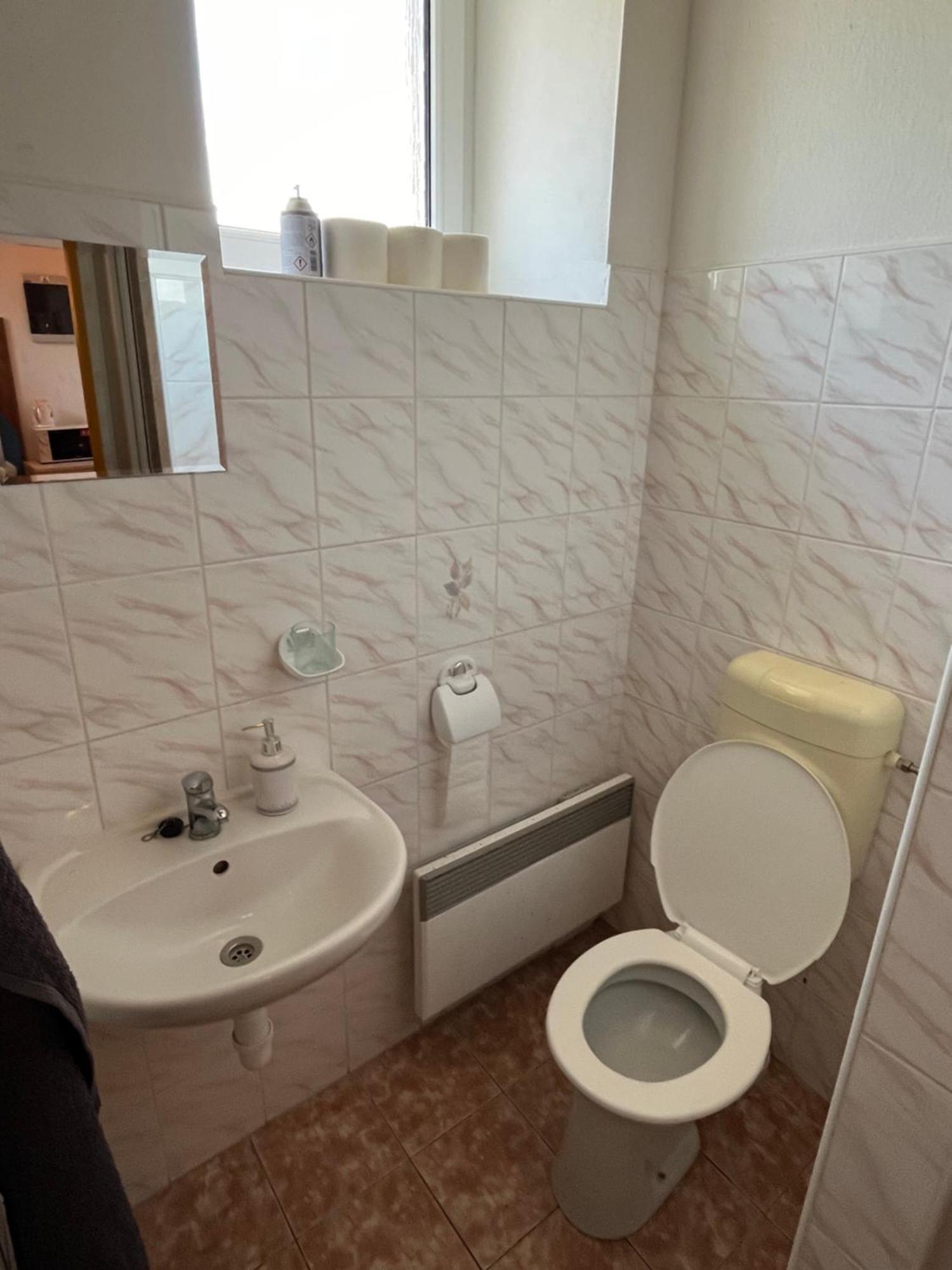 Apartmanovy Dum Obecna Skola Svetlik Dış mekan fotoğraf