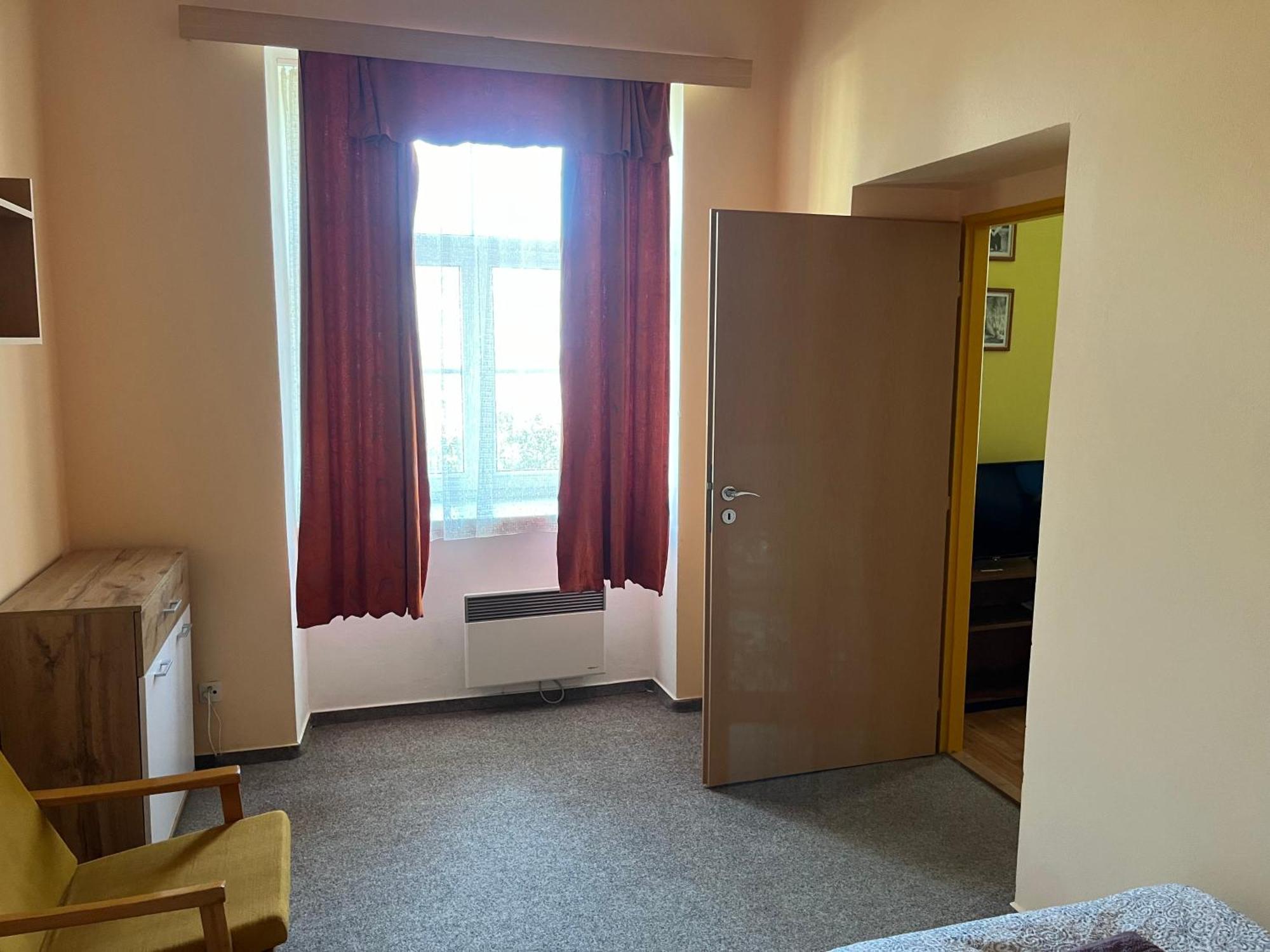Apartmanovy Dum Obecna Skola Svetlik Dış mekan fotoğraf
