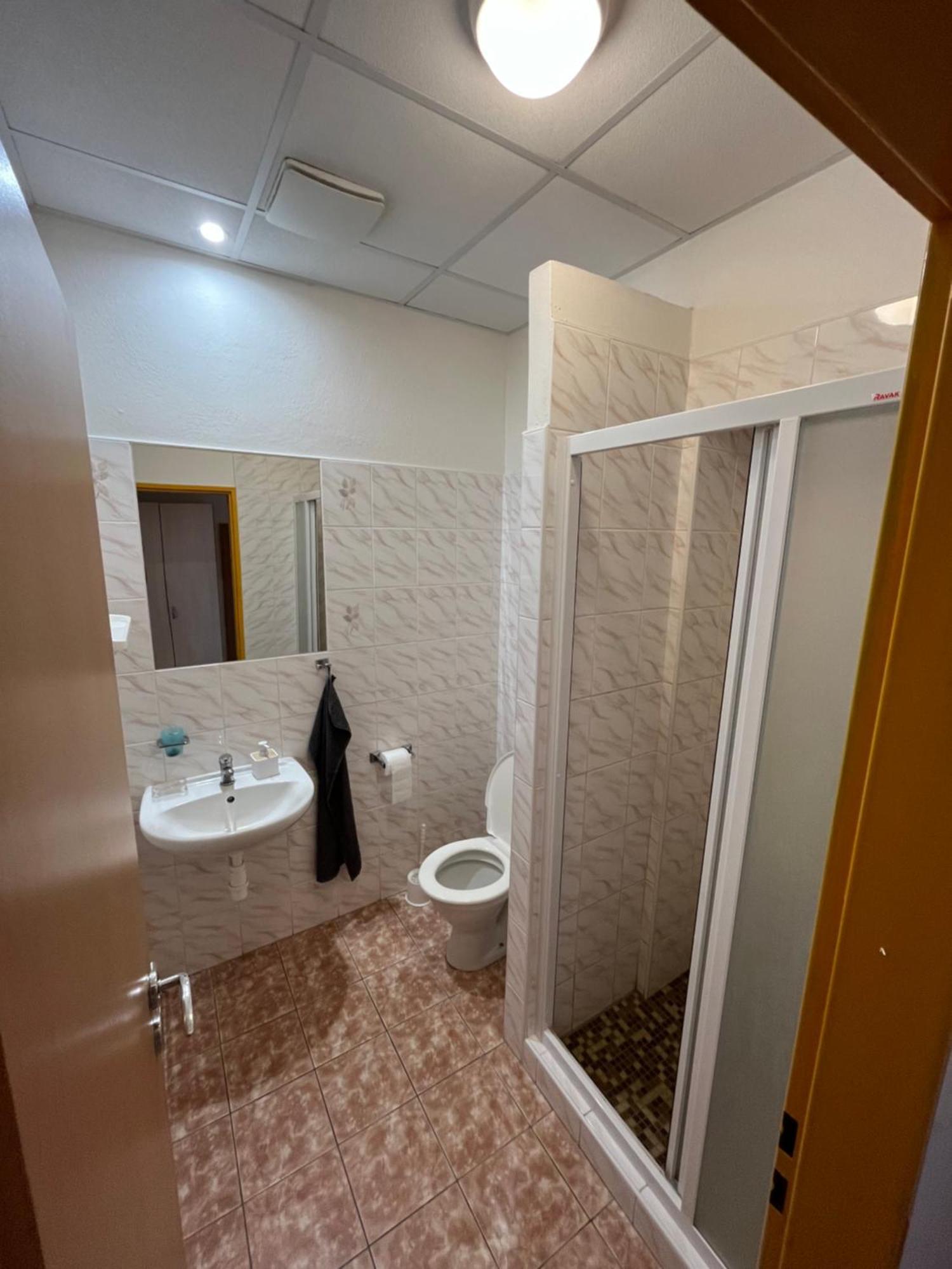 Apartmanovy Dum Obecna Skola Svetlik Dış mekan fotoğraf