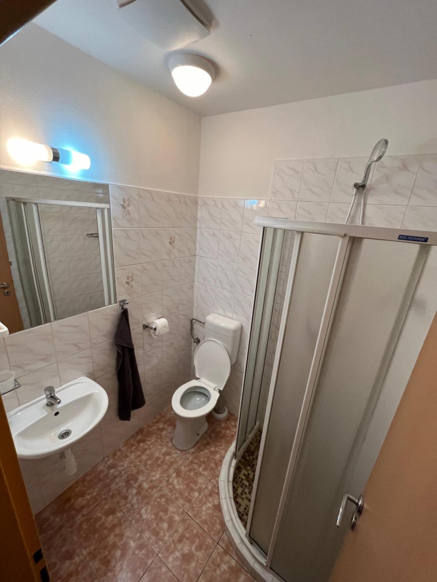 Apartmanovy Dum Obecna Skola Svetlik Dış mekan fotoğraf